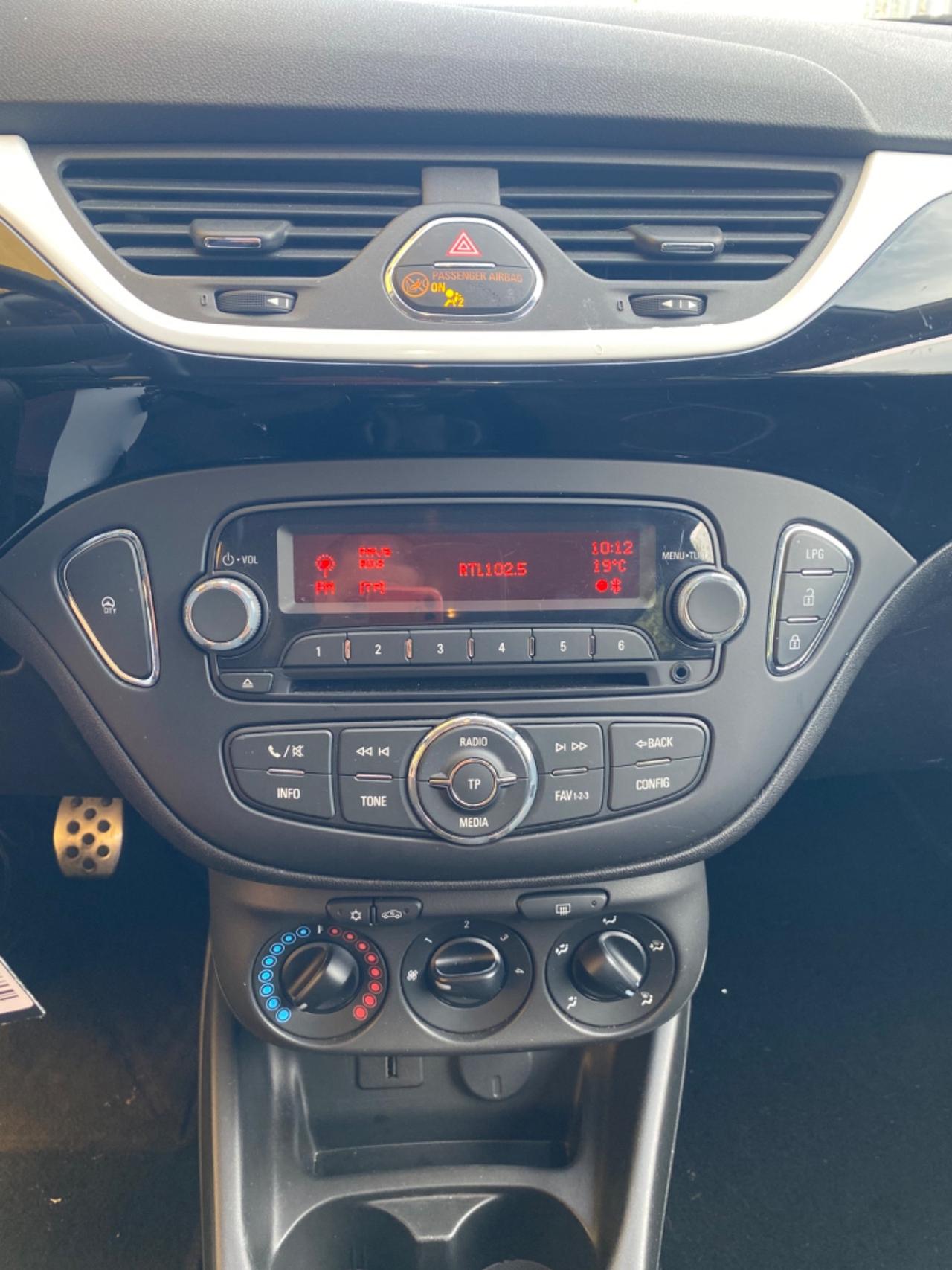 Opel Corsa GPL Fine 2016 Full TAGLIANDATA