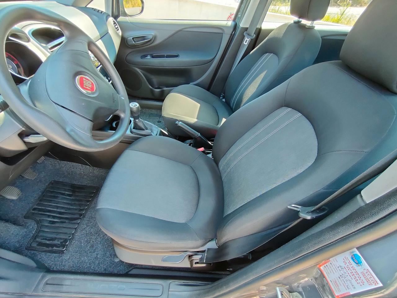 Fiat Punto 1.3 MJT II S&S 95 CV 5 porte Street