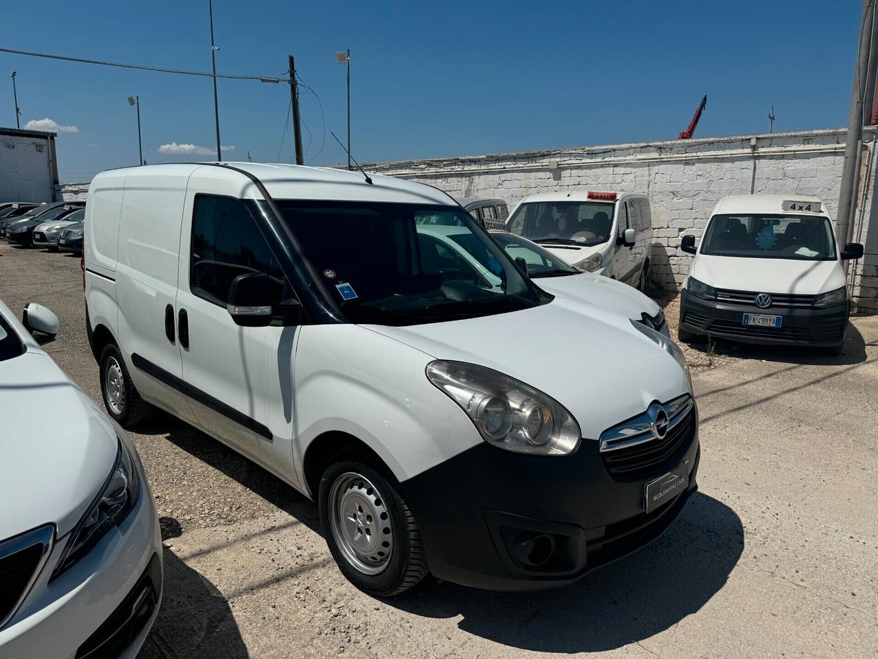 Opel Combo 1.6 CDTi 120CV PL-TN Cosmo