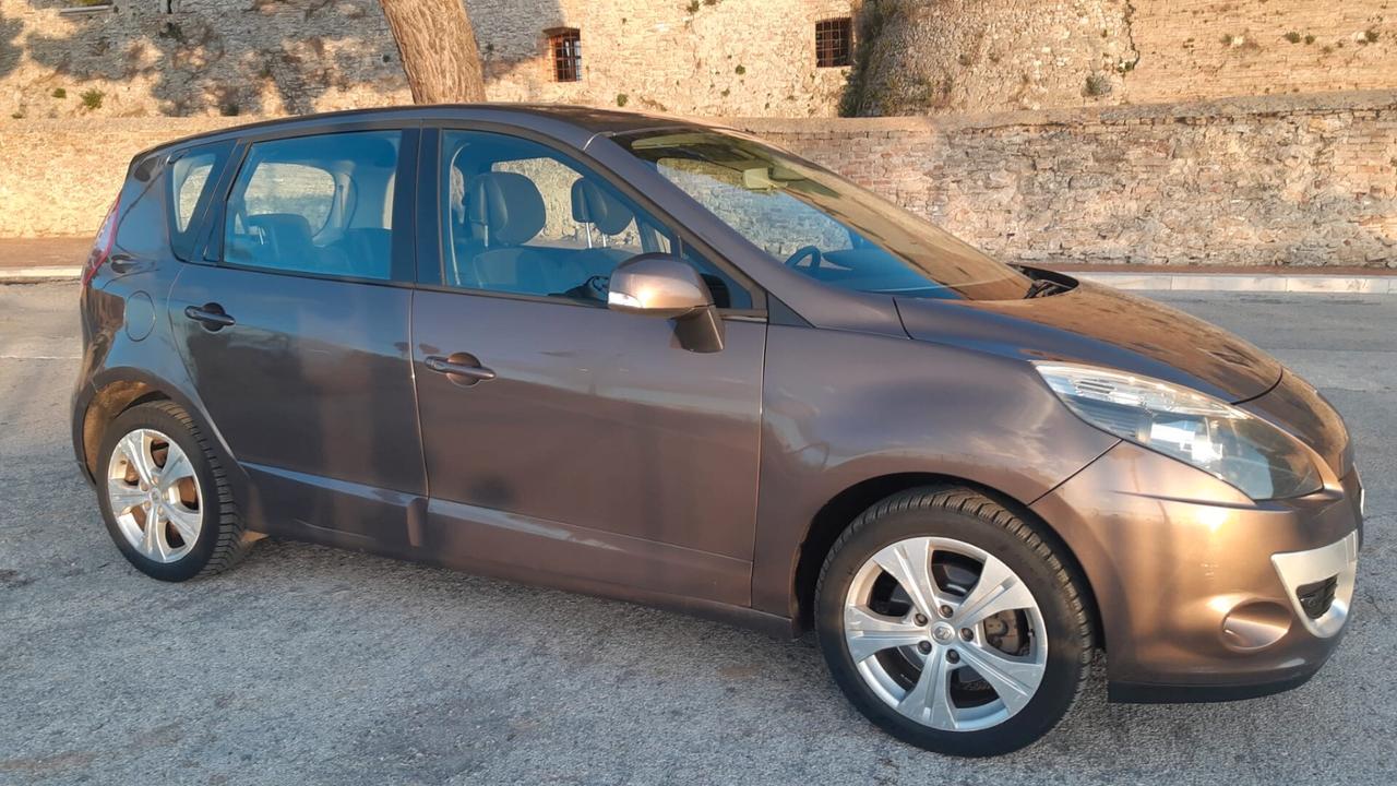Renault Scenic Scénic 1.5 dCi 110CV Dynamique