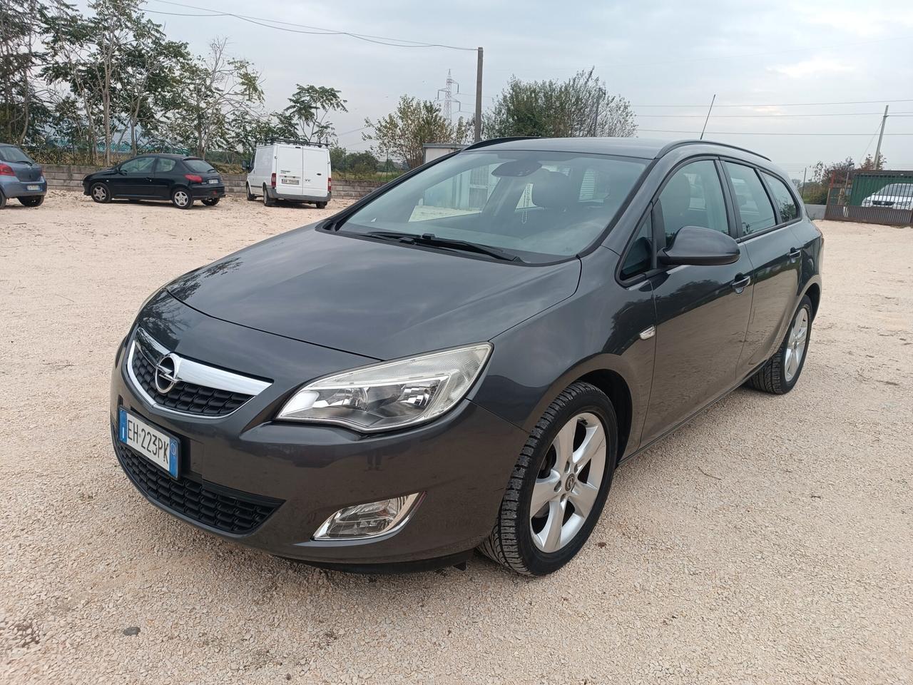 Opel Astra 1.7 diesel garanzia
