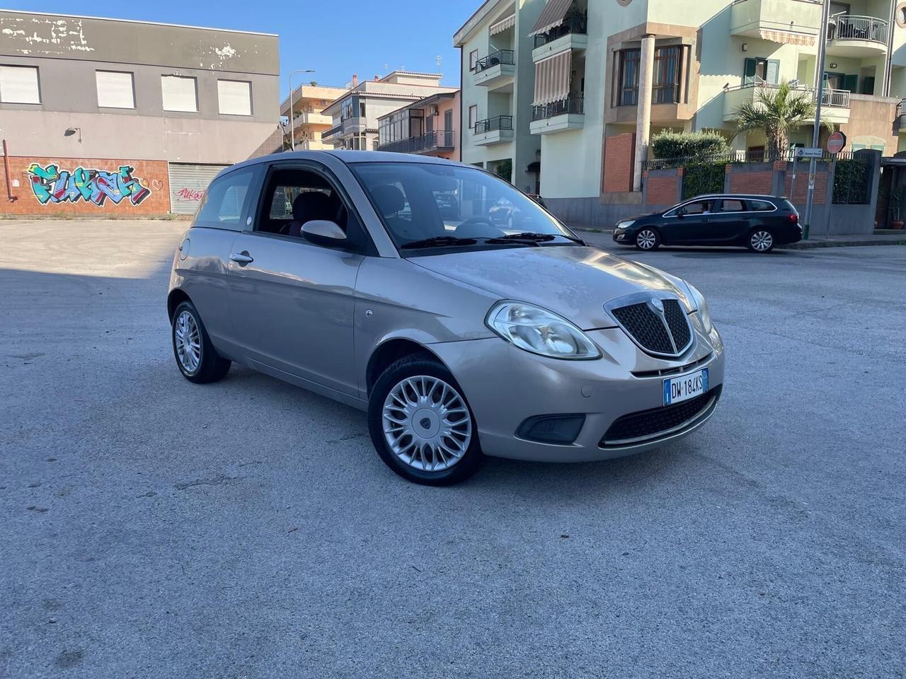 Lancia Ypsilon 1.4 Platino Ecochic GPL CON 150MILA KM