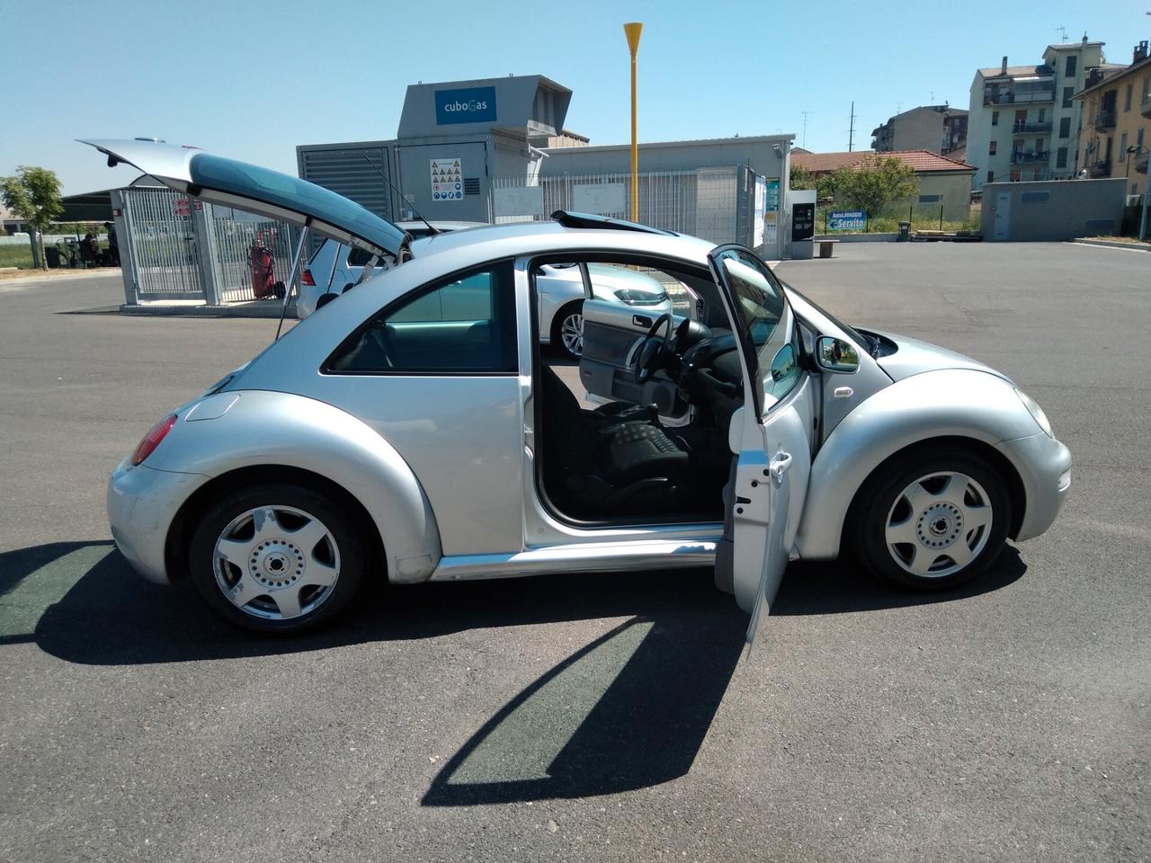 Volkswagen New Beetle 1.9 TDI 90cv xneopatentati