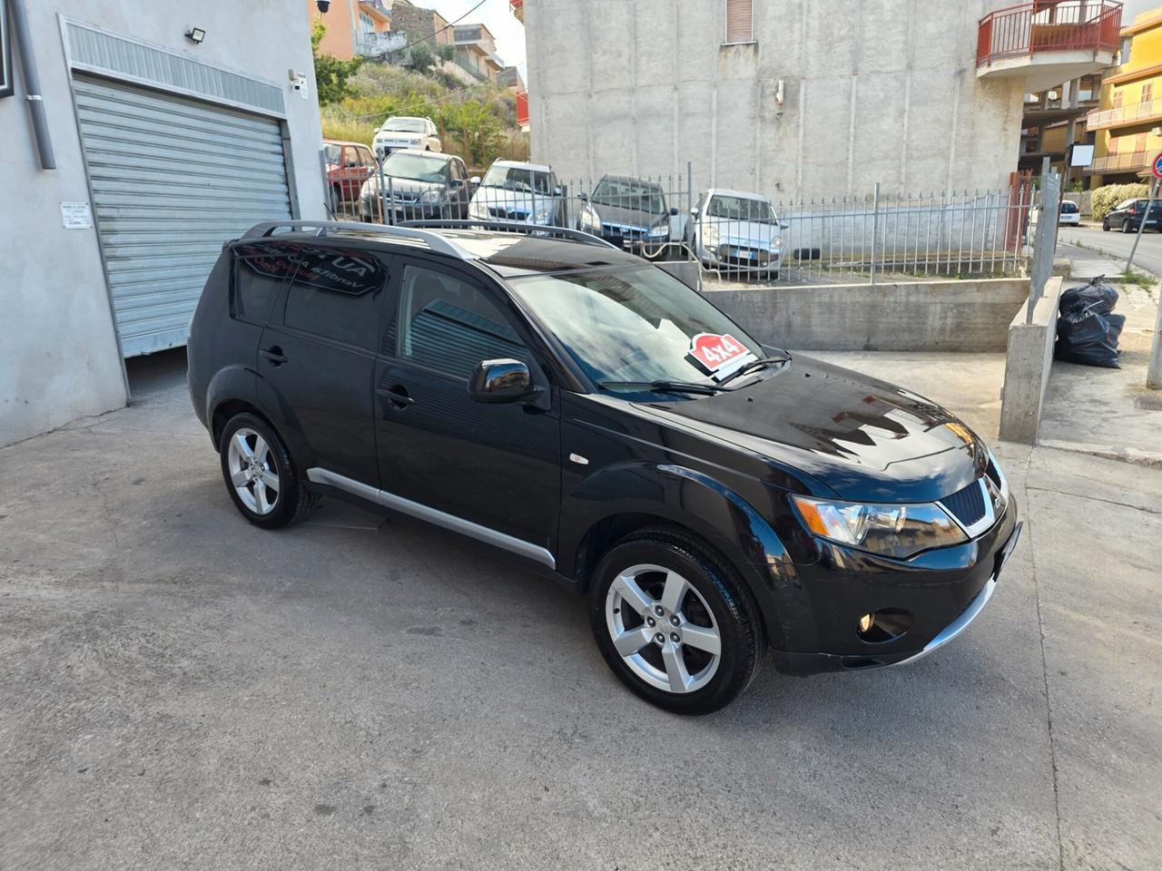 Mitsubishi Outlander 2.0 DI-D Instyle 7 p.ti DPF