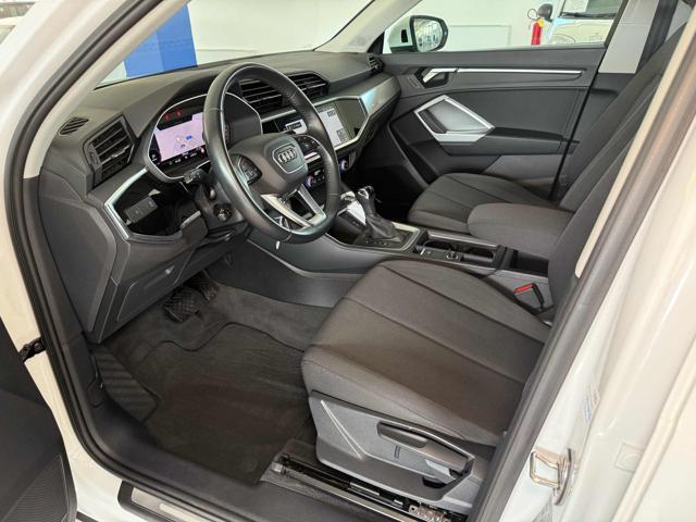 AUDI Q3 35 TDI S tronic Business