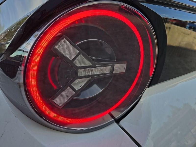 Lancia Ypsilon Ypsilon Hybrid e-DCT LX