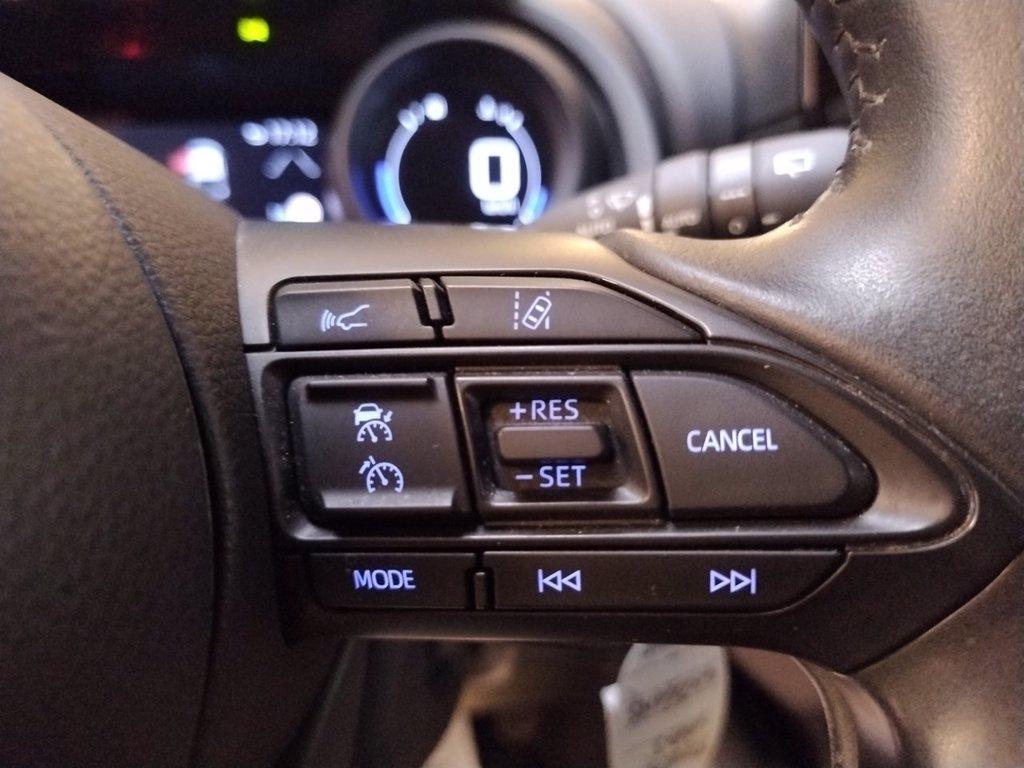 TOYOTA Yaris 1.5h trend del 2022