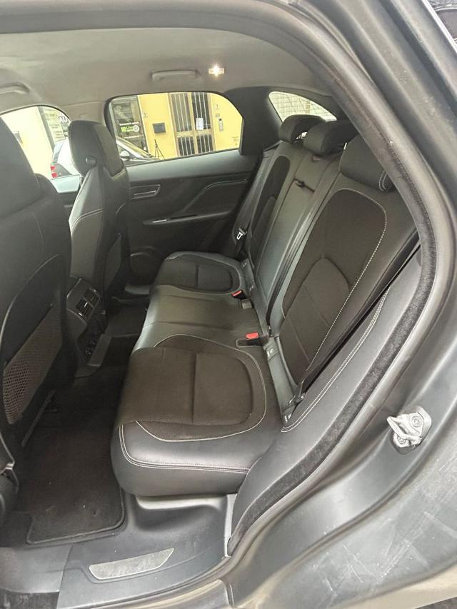 JAGUAR F-Pace 2.0 D 180 CV aut. R-Sport