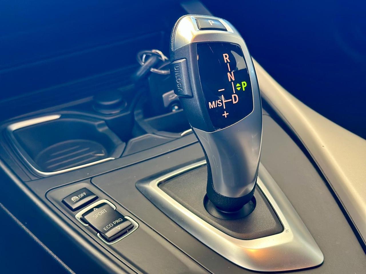 Bmw 120 120d 5p. Advantage