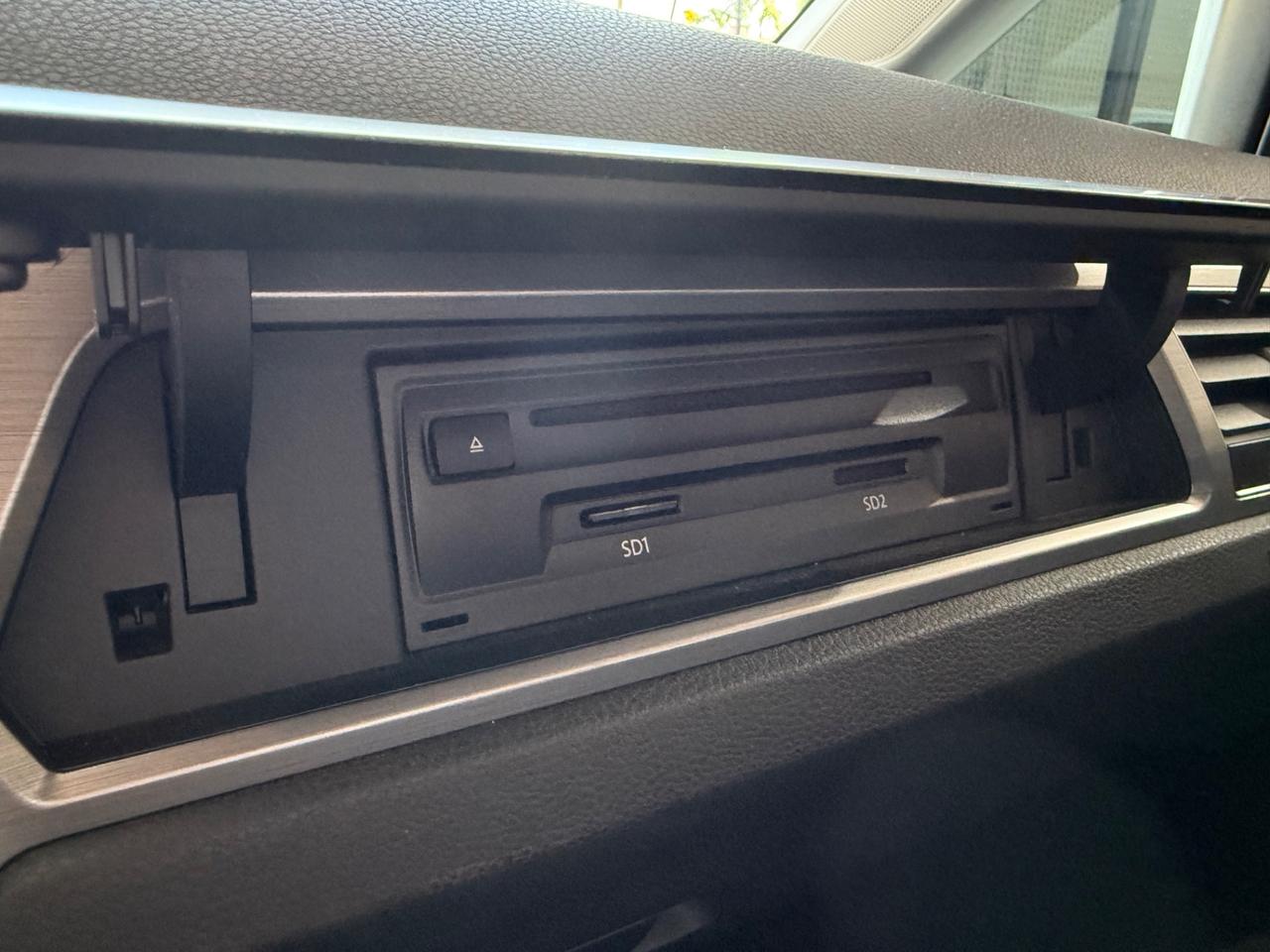 Volkswagen Touran 2.0 TDI DSG 2020