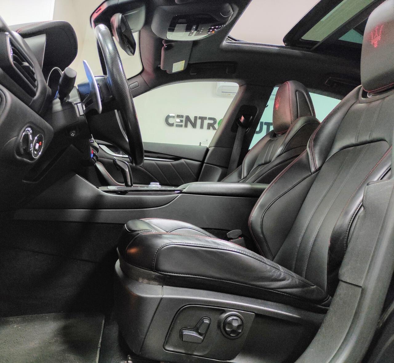 Maserati Levante V6 Diesel 275 CV AWD Gransport Tetto