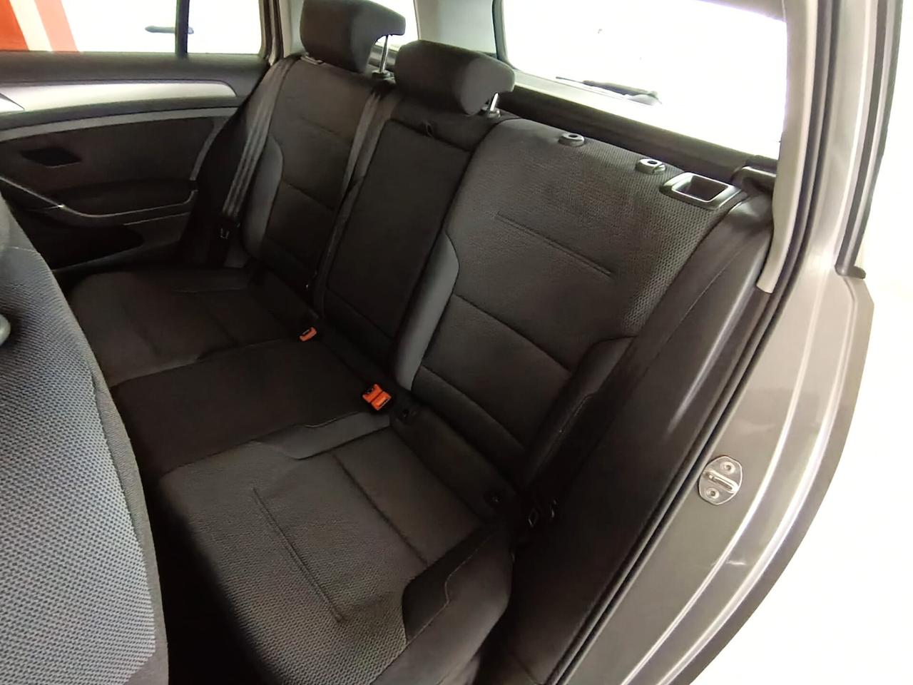 Volkswagen Golf Variant 1.4 TGI DSG Executive BlueMotion