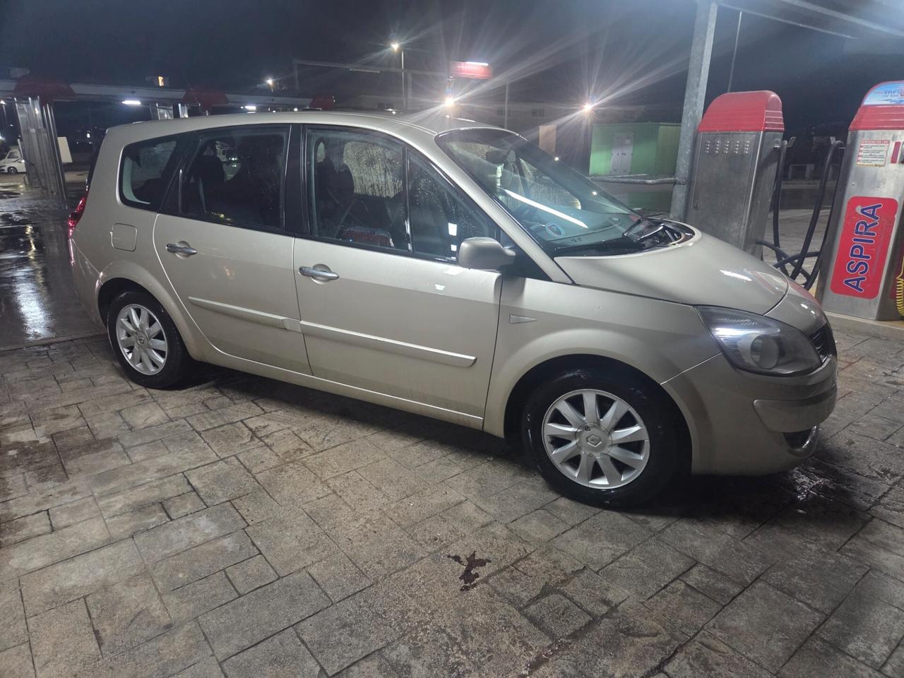 Renault Scenic Grand Scénic 1.5 dCi/105CV Dynamique