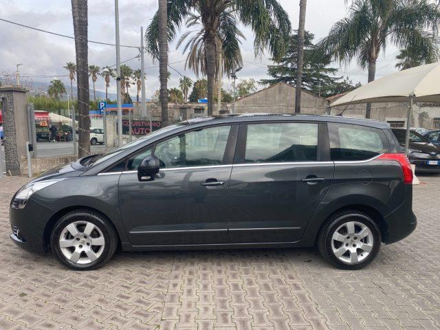 PEUGEOT 5008 1.6 HDi 115CV Business 7 posti