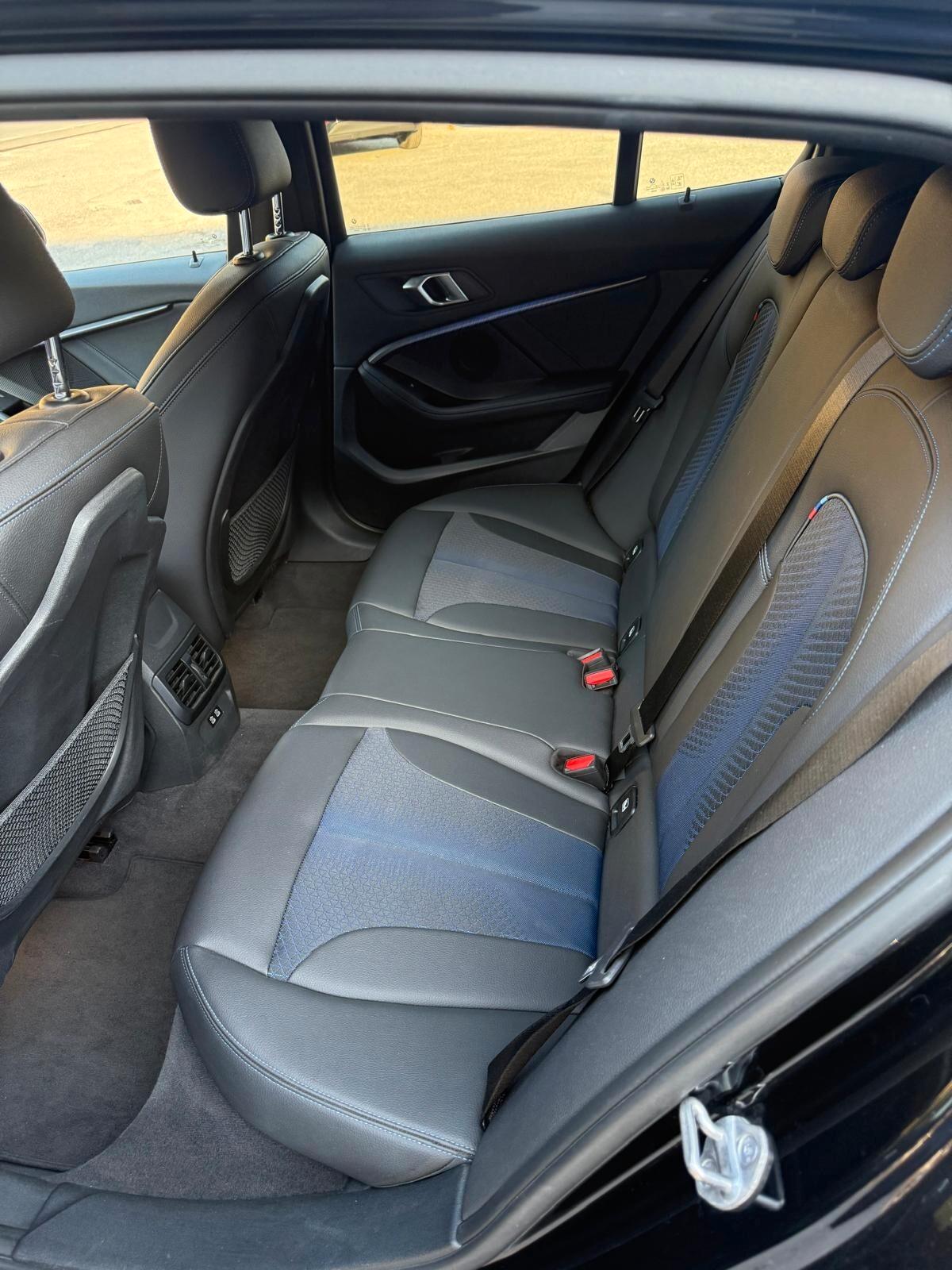 Bmw 118 118i 5p. Msport