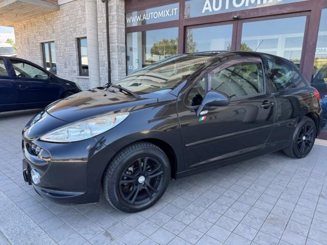 Peugeot 207 3p 1.4 hdi XS