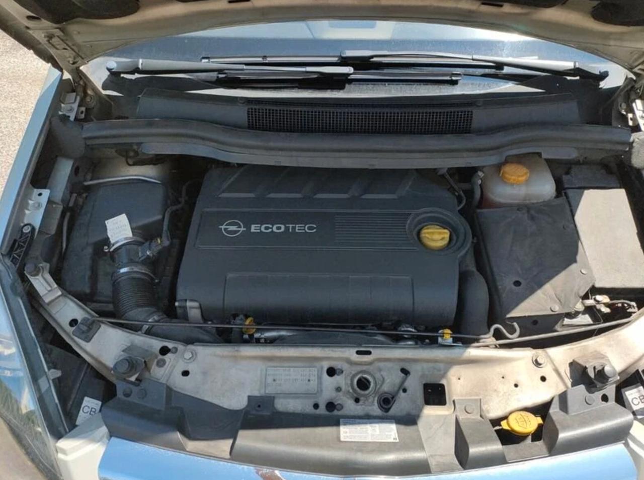 Opel Zafira 1.9 16V CDTI 150CV Cosmo