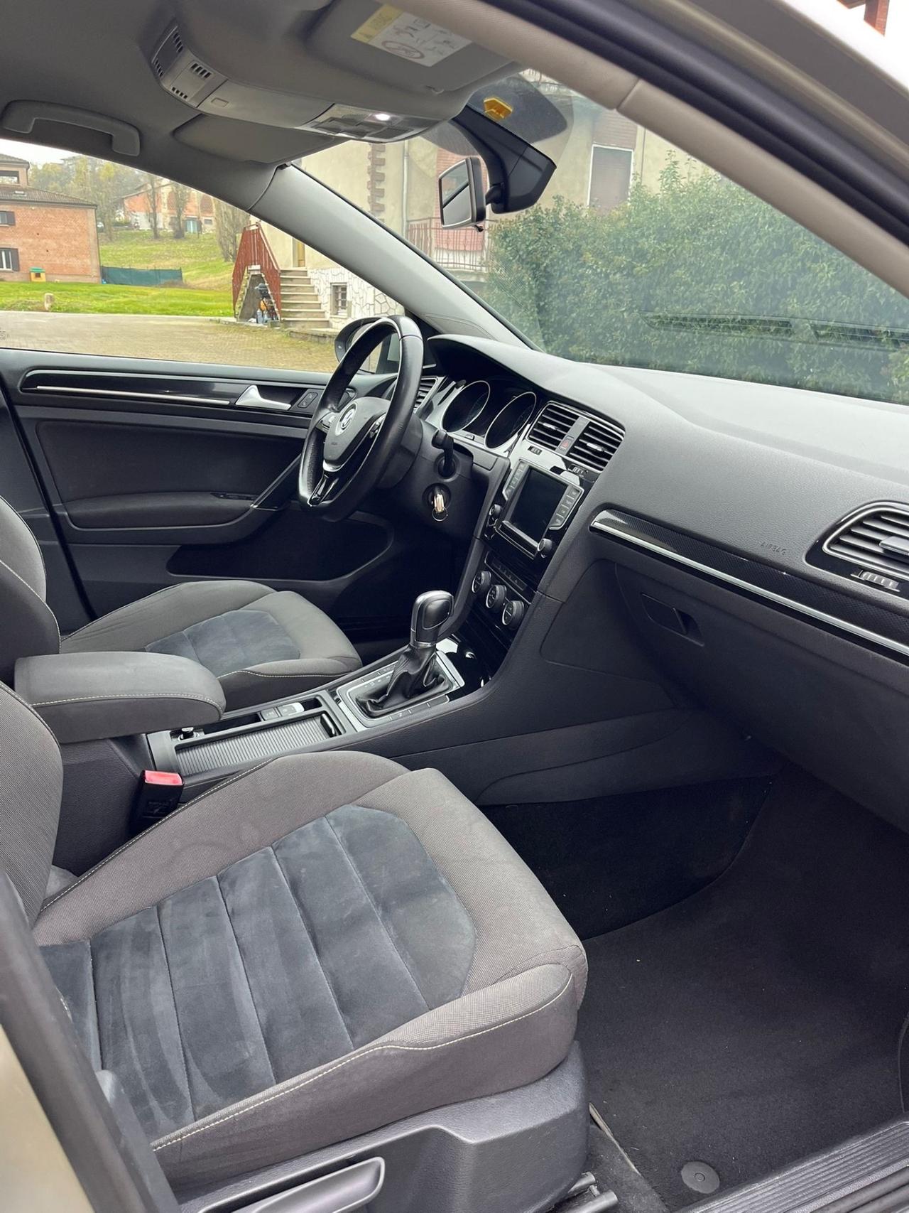VOLKSWAGEN GOLF 1.4 TGI 110cv DSG FINE 2016