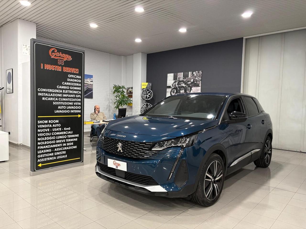 Peugeot 3008 II 1.6 hybrid phev Allure Pack 180cv e-eat8