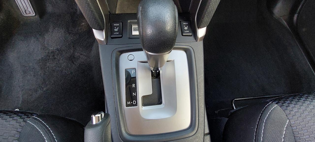 Subaru Forester 2.0i Style cambio automatico lineartronic