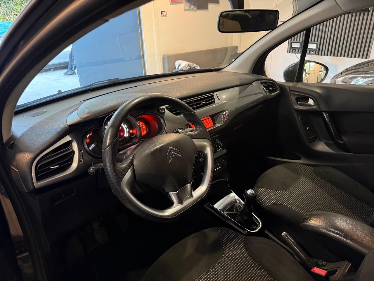Citroen C3 1.2 BENZINA ANNO 2015 neopatentati