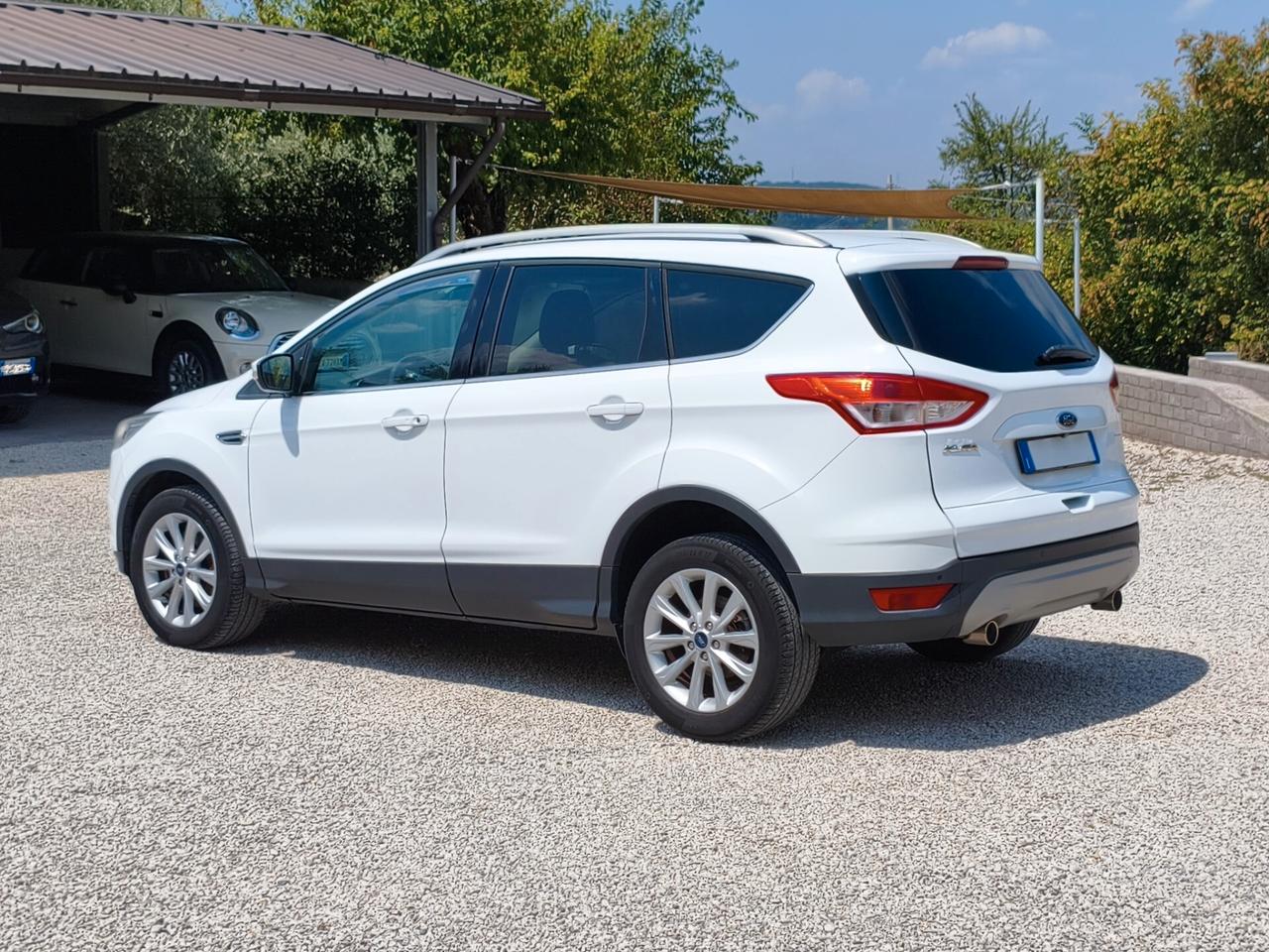 Ford Kuga 2.0 TDCI 120 CV S&S 2WD Titanium