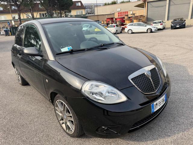 LANCIA Ypsilon 1.4 16V Sport MomoDesign Stupenda Bellissima