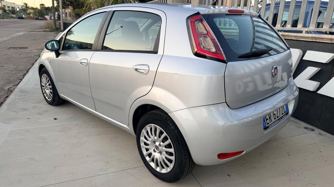 Fiat Punto 1.4 S&S 8V Dualogic 5 porte Street