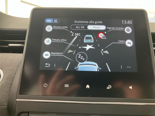 RENAULT Clio 1.0 TCe Techno