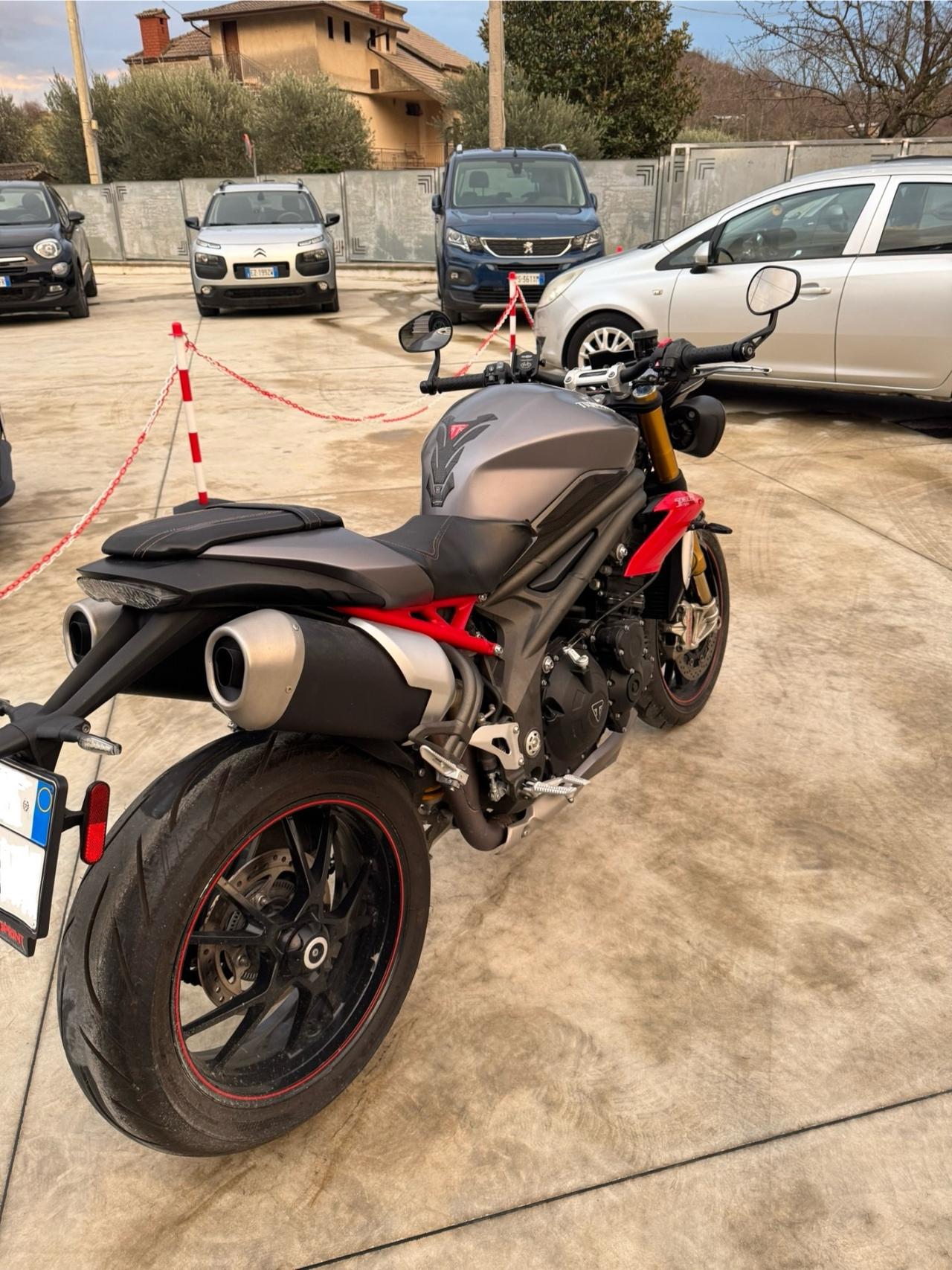 Triumph Speed Triple R