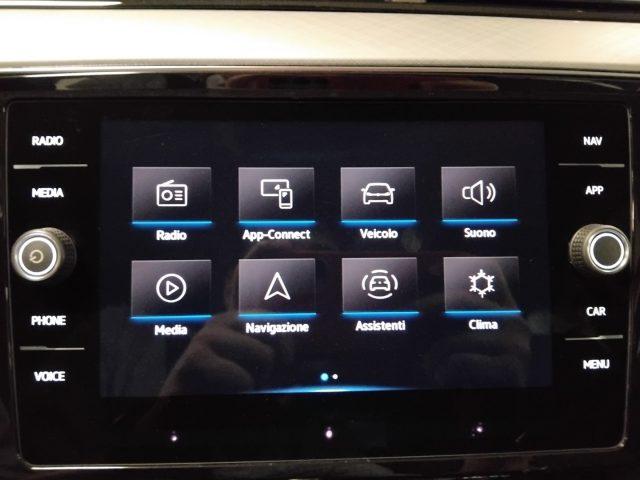 VOLKSWAGEN Passat Variant 2.0 TDI SCR EVO DSG Business