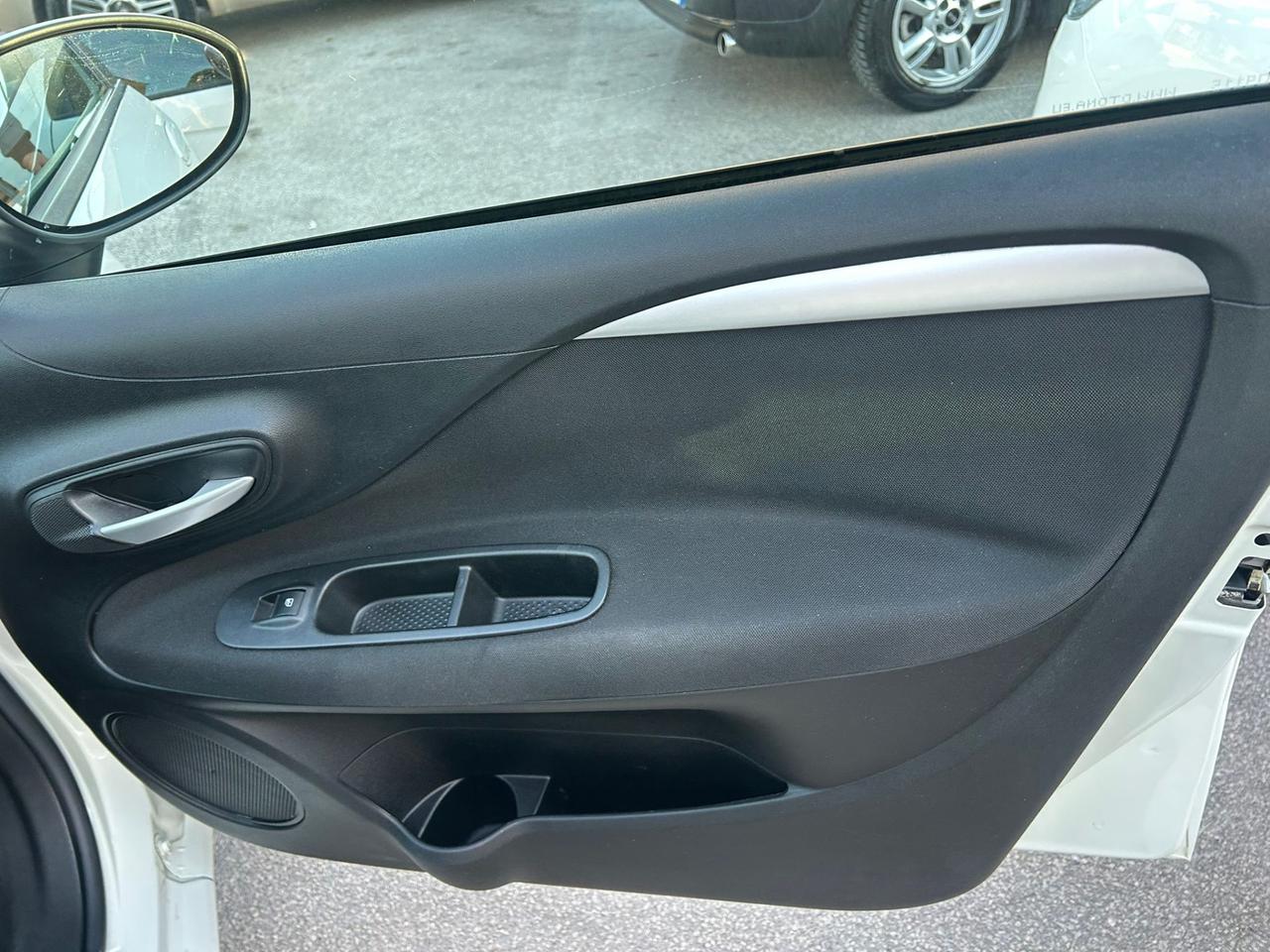 Fiat Punto 1.3 MJT II 75 CV 5 porte Lounge