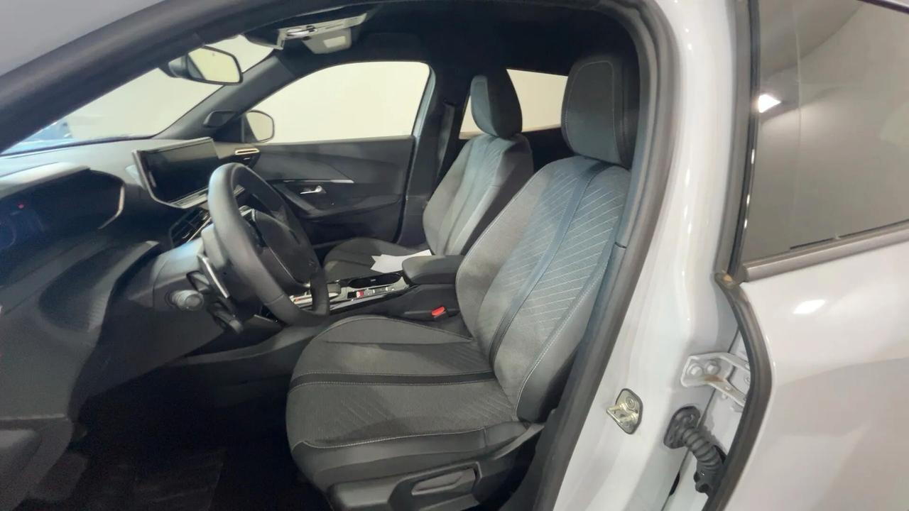 Peugeot 2008 PureTech 130 S&S EAT8 Style AUTOMATICA