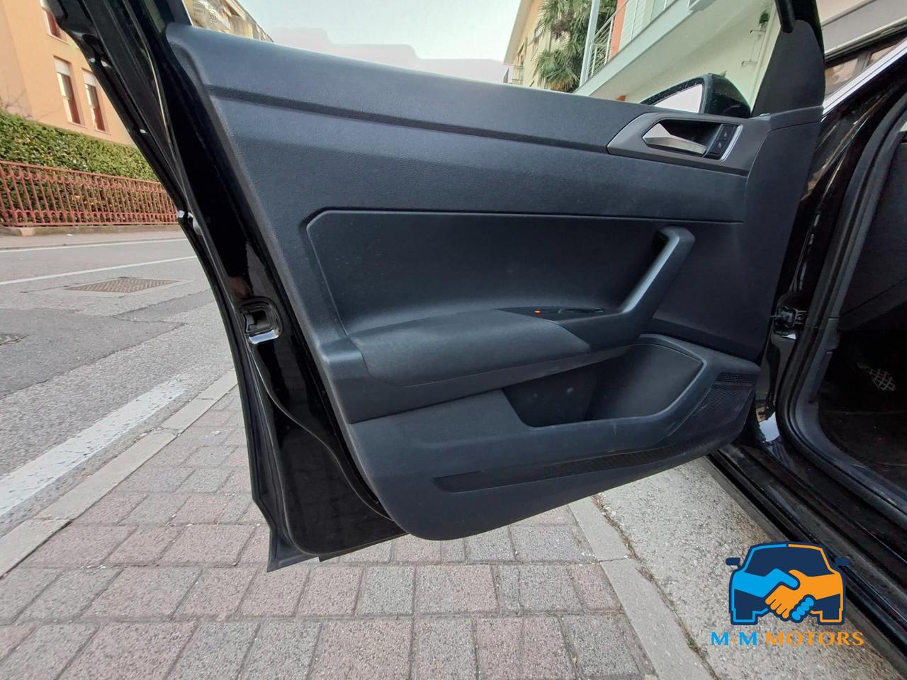 VOLKSWAGEN POLO unico proprietario GPL