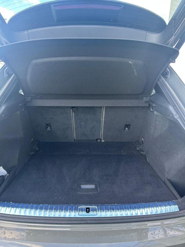 AUDI Q3 35 TDI S tronic S line edition