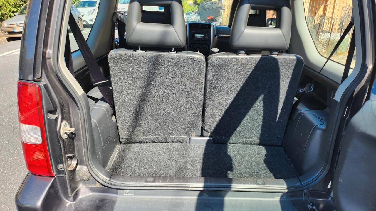 Suzuki Jimny 1.3i 16V cat 4WD JLX