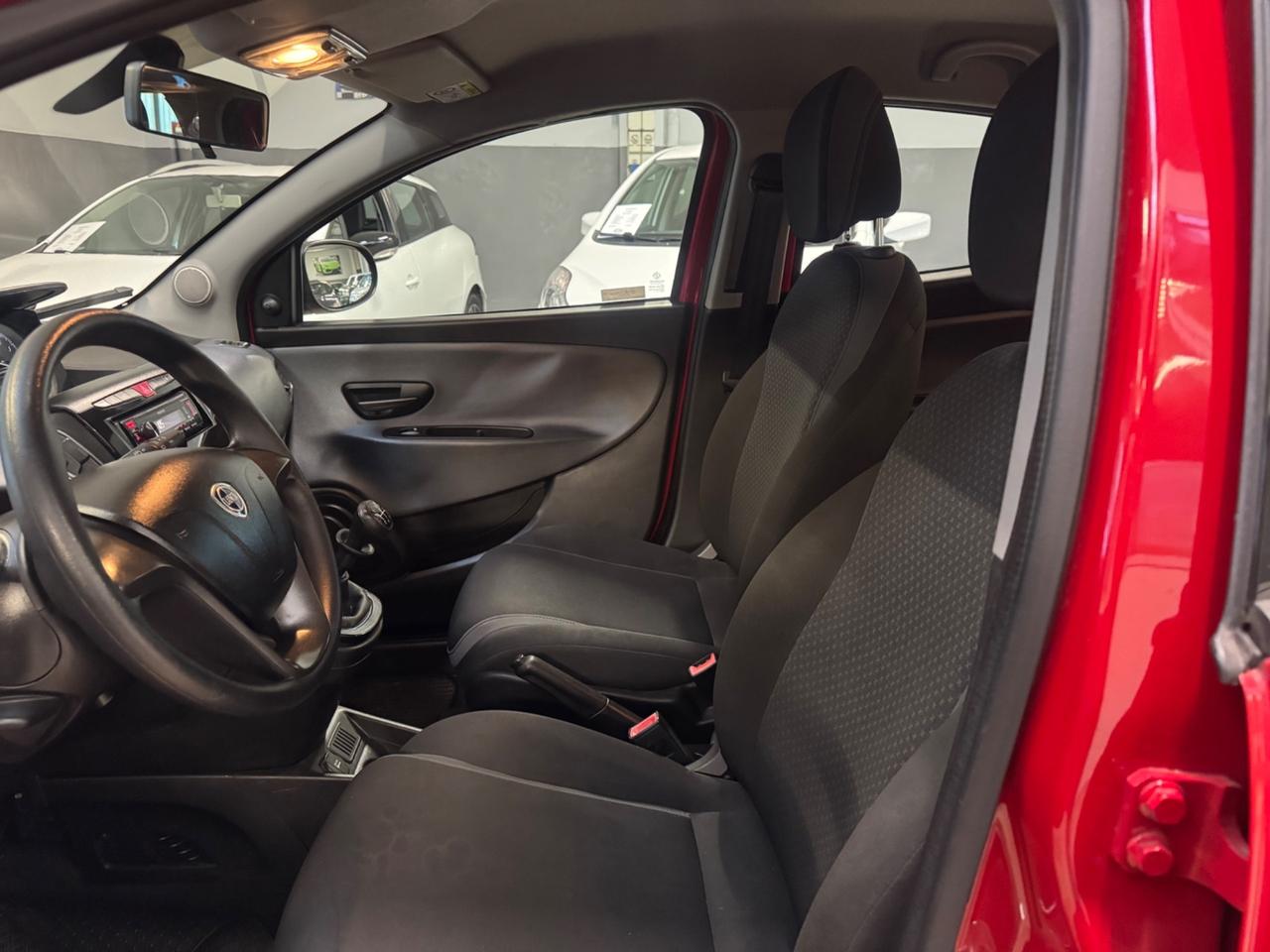 Lancia Ypsilon 1.2 69 CV 5 PREZZO REALE