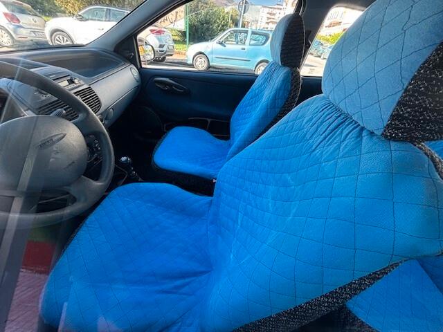 Fiat Punto 1.2 Anche permta o scambi0