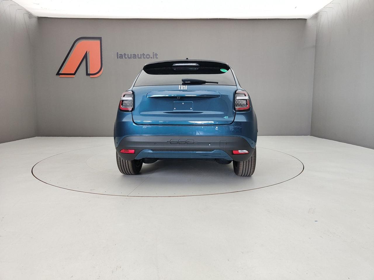 FIAT 600 IV 2023 54KWH 156CV LA PRIMA