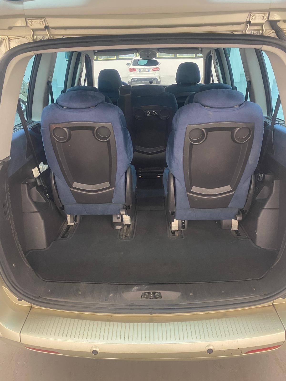 Lancia Phedra 2.2 JTD Emblema Plus FAP