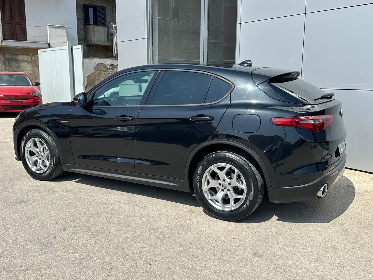 Alfa Romeo Stelvio 2.2 t rwd 160cv auto