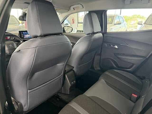 Peugeot 2008 1.2 PureTech 130 CV Allure