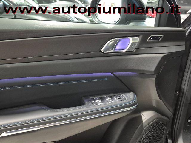 LYNK & CO 01 HEV