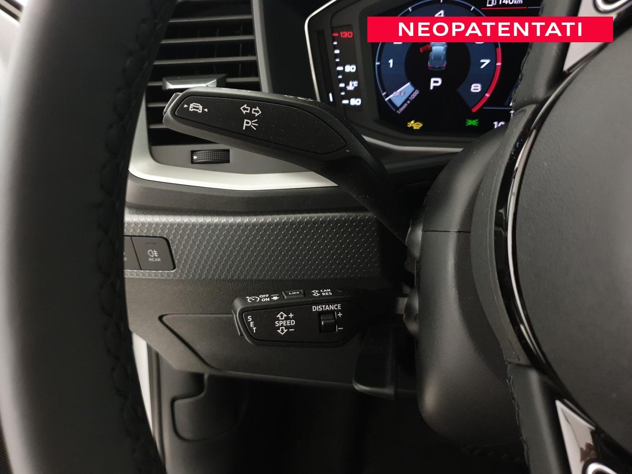 Allstreet 30TFSI 116CV S tronic Identity Contrast