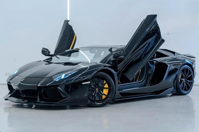 Lamborghini Aventador 6.5 V12 NOLEGGIO LUNGO TERMINE - LEASING FULL INCLUSIVE