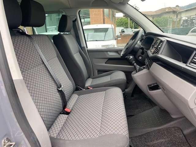 Volkswagen T6 Caravelle 2.0 TDI 110 CV TRENDLINE 9 P