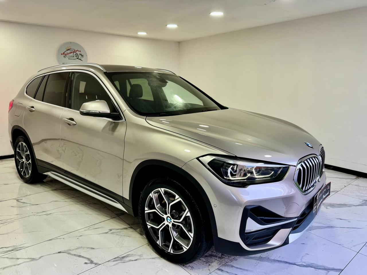 Bmw X1 sDrive 18d xLine-SOLAMENTE 40000 KM -TAGLIANDI BMW-2020