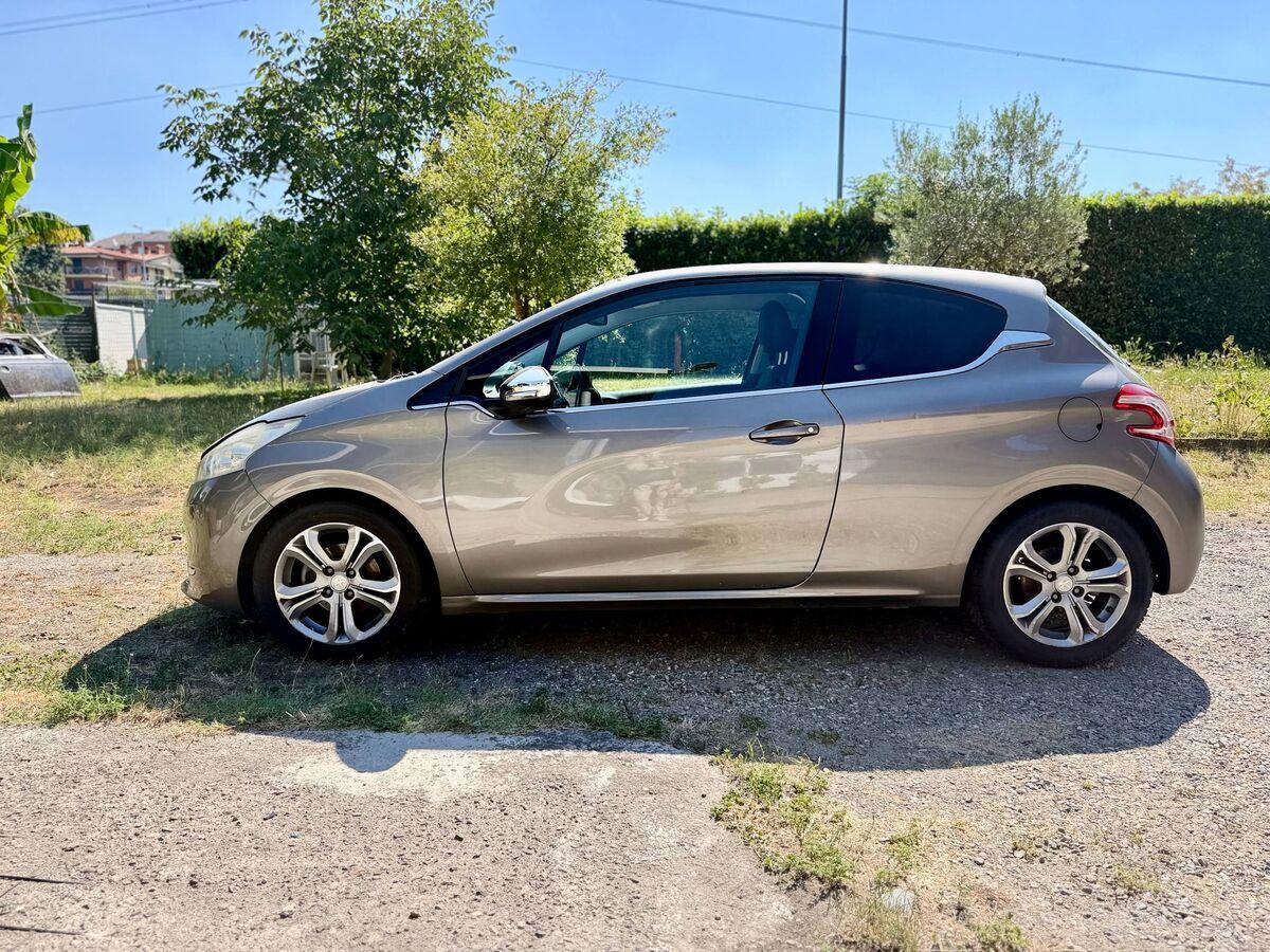 Peugeot 208 208 1.4 vti 16v Active 3p