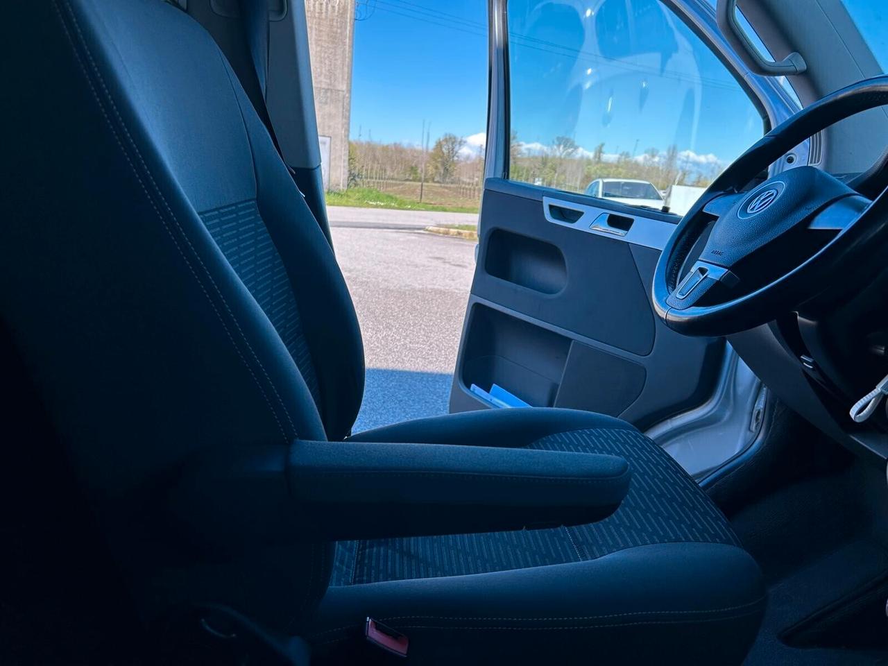 Volkswagen Multivan COMFORTLINE 2.0 BiTDI 7 posti MOTORE REVISIONATO
