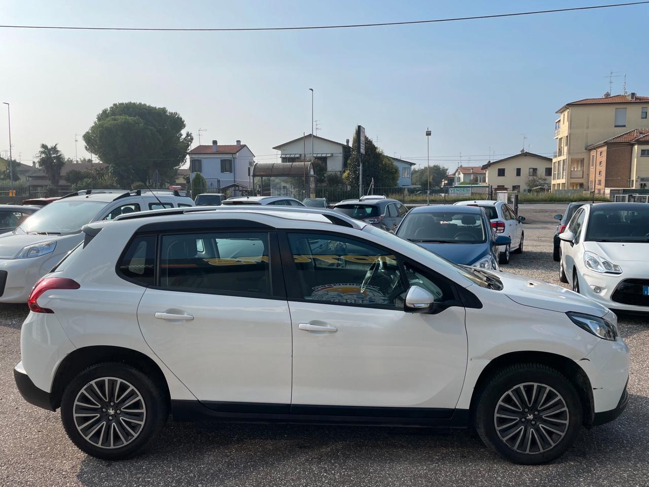 Peugeot 2008 PureTech 82 Active NEOPATENTATI